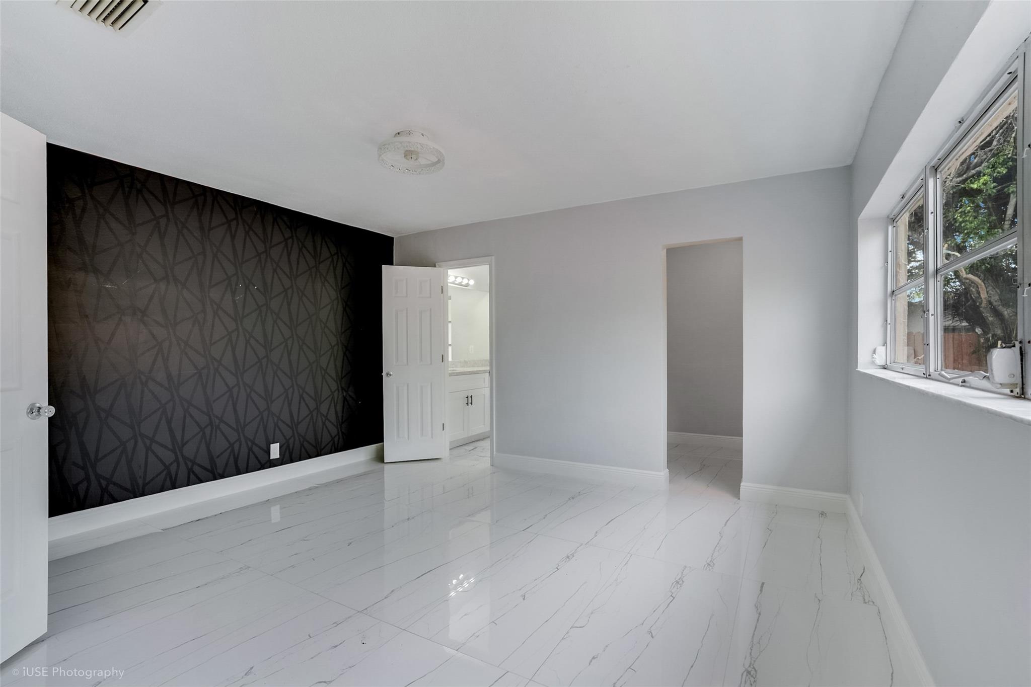 OAKLAND HILLS 4TH SEC - Residential Lease