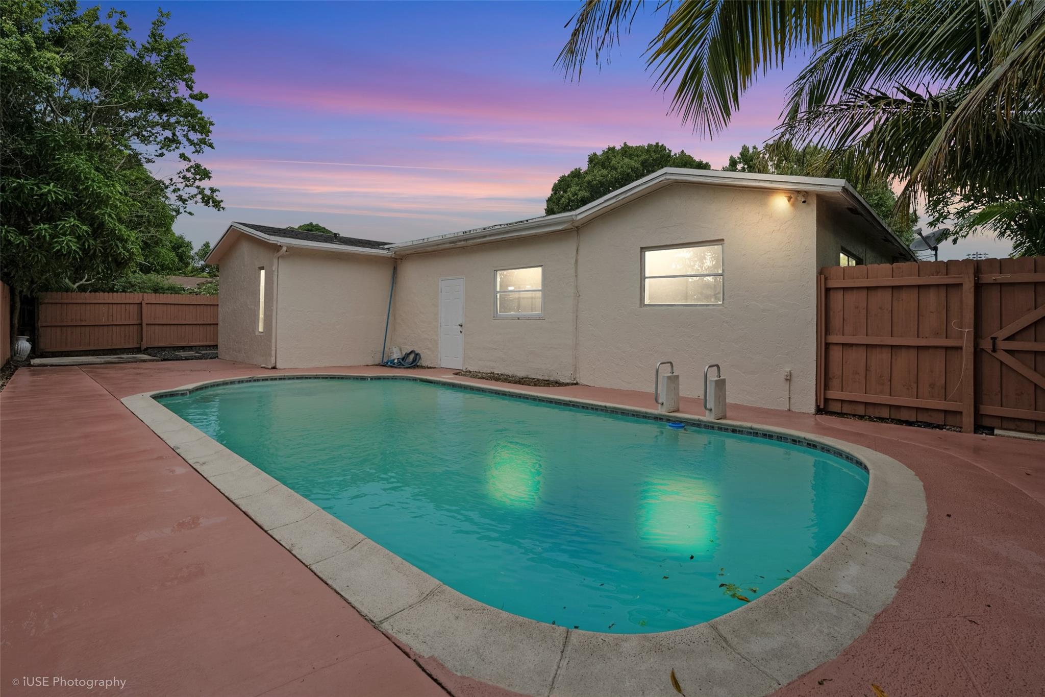 OAKLAND HILLS 4TH SEC - Residential Lease