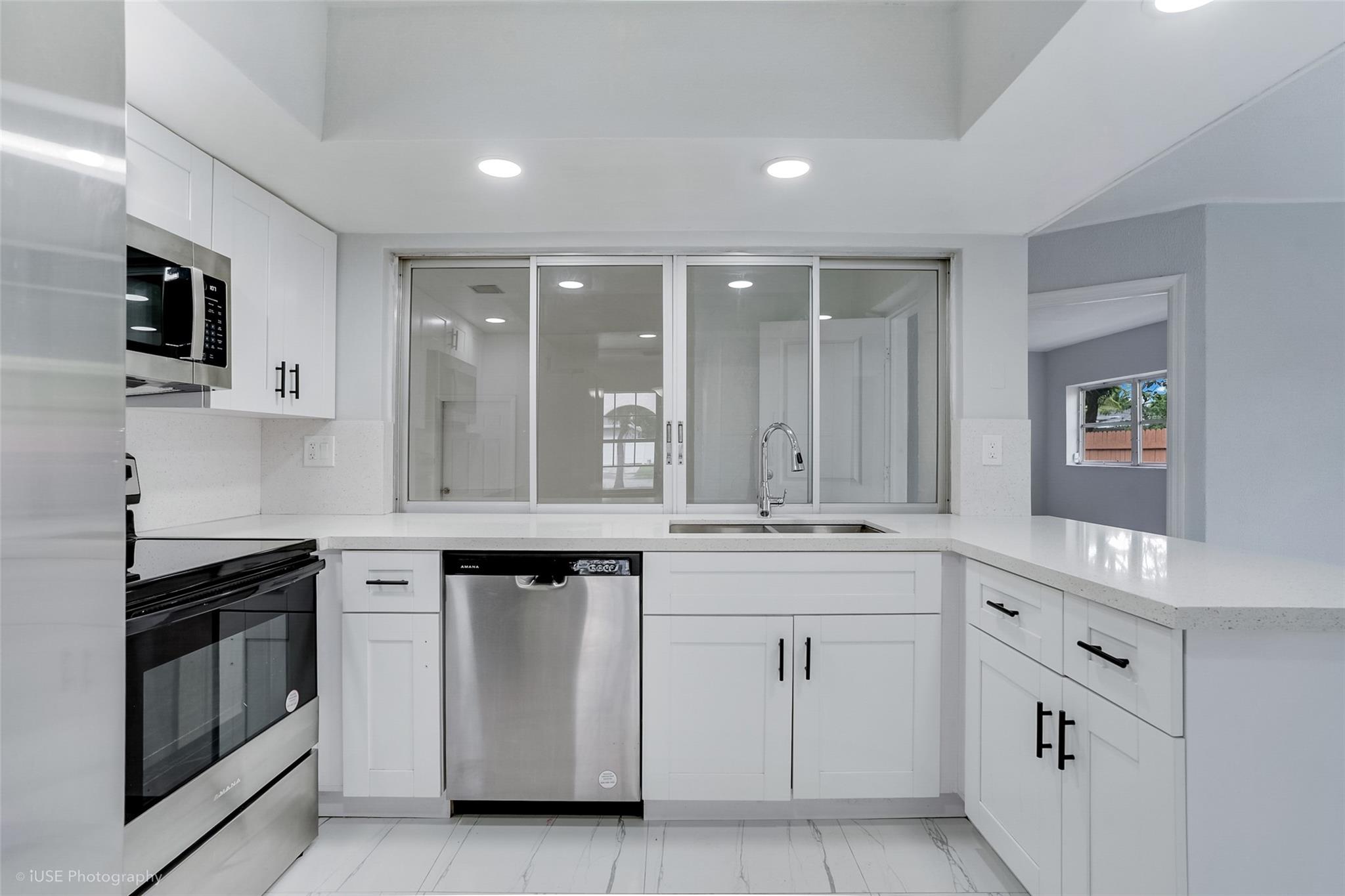 OAKLAND HILLS 4TH SEC - Residential Lease