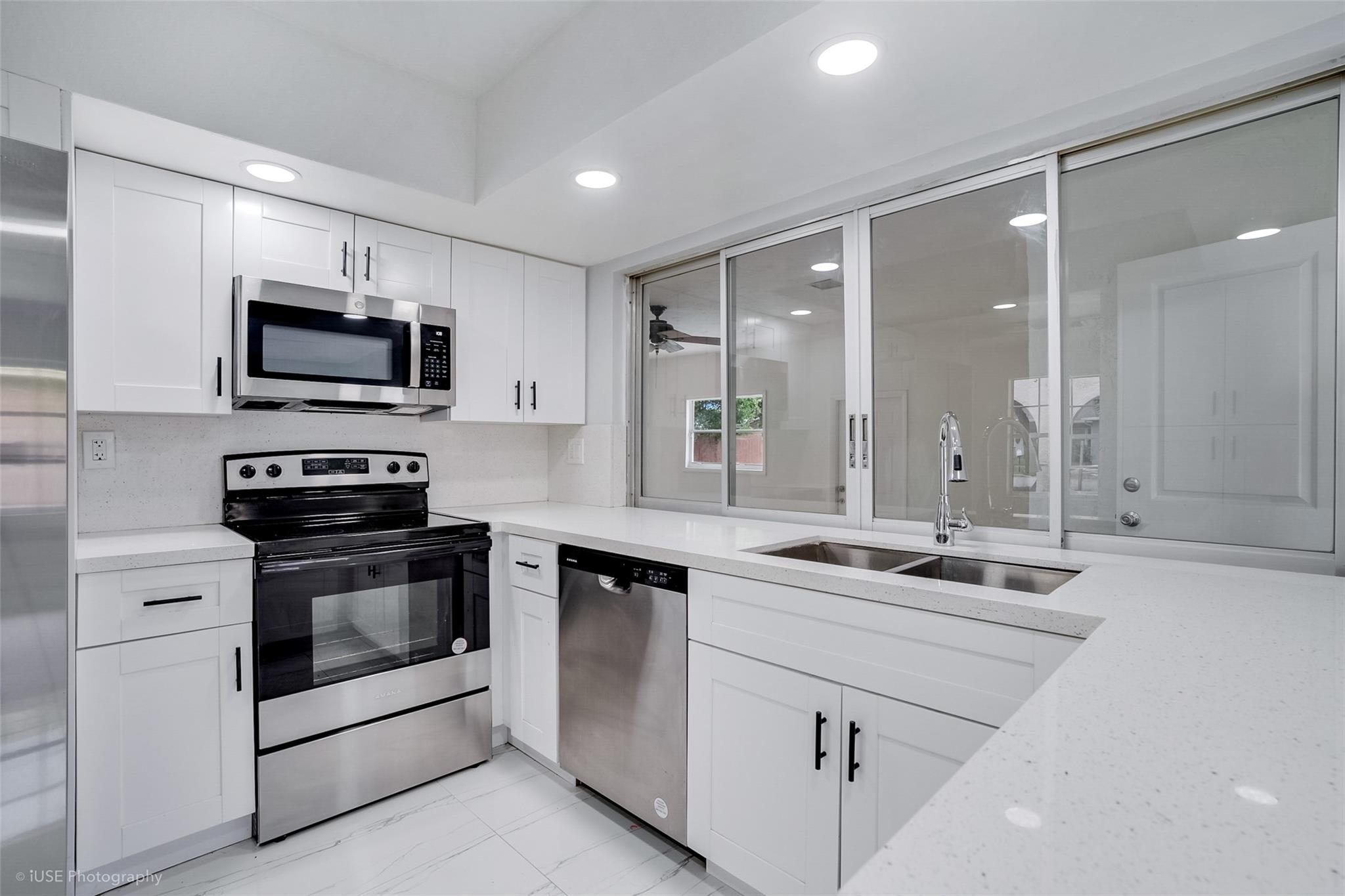 OAKLAND HILLS 4TH SEC - Residential Lease