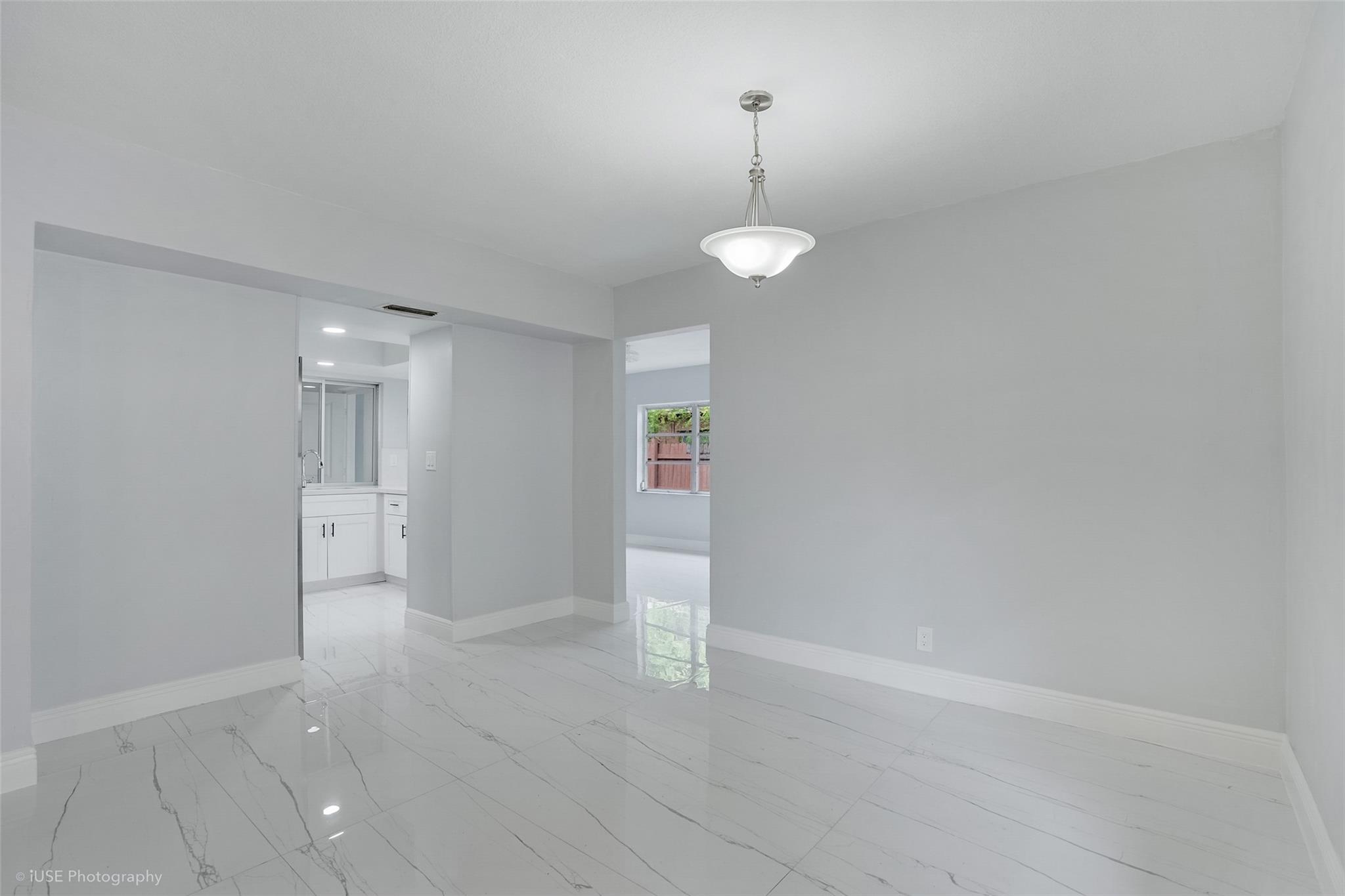 OAKLAND HILLS 4TH SEC - Residential Lease