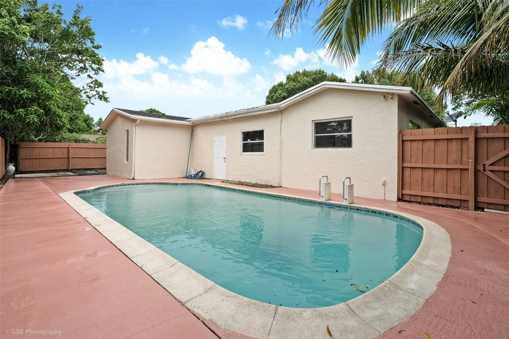 OAKLAND HILLS 4TH SEC - Residential Lease