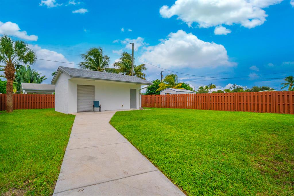 PINE ST HOMESITES - Residential