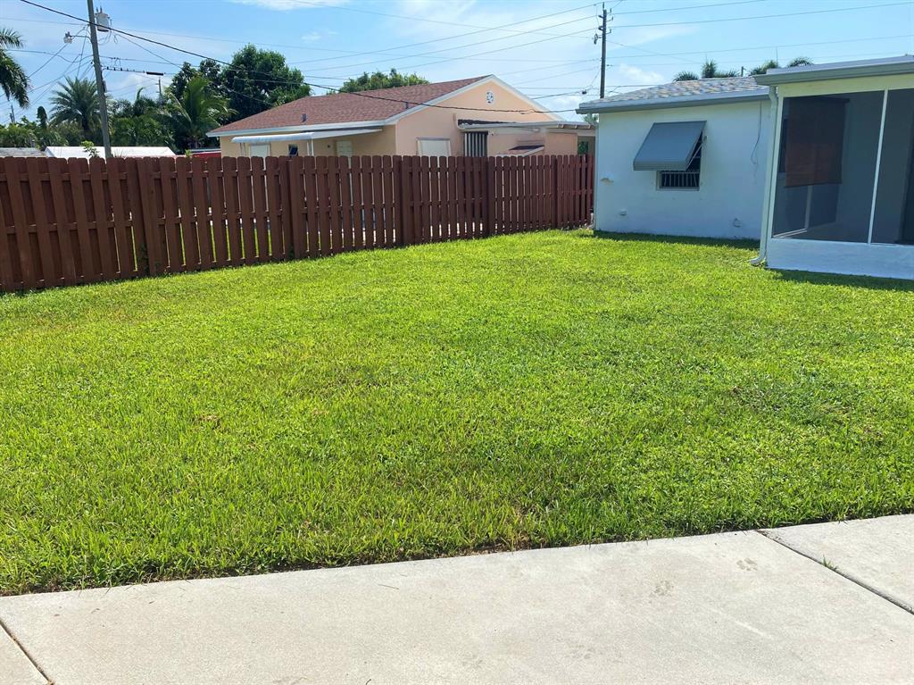 PINE ST HOMESITES - Residential