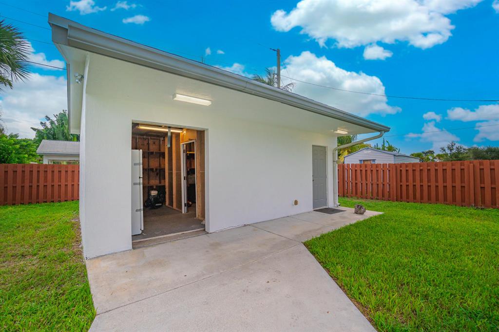 PINE ST HOMESITES - Residential