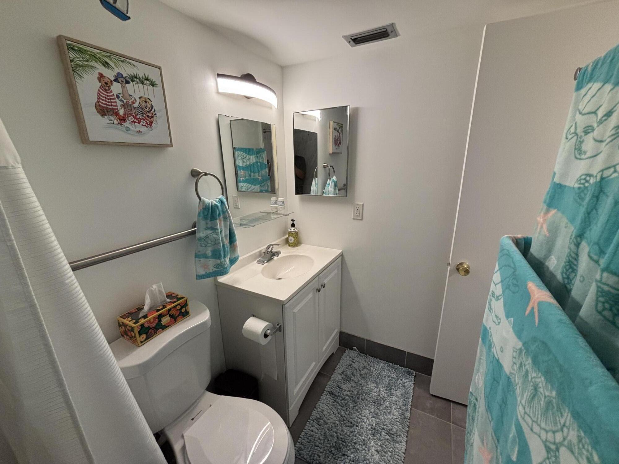 VILLAGES OF ORIOLE ABBEY CONDO - Residential