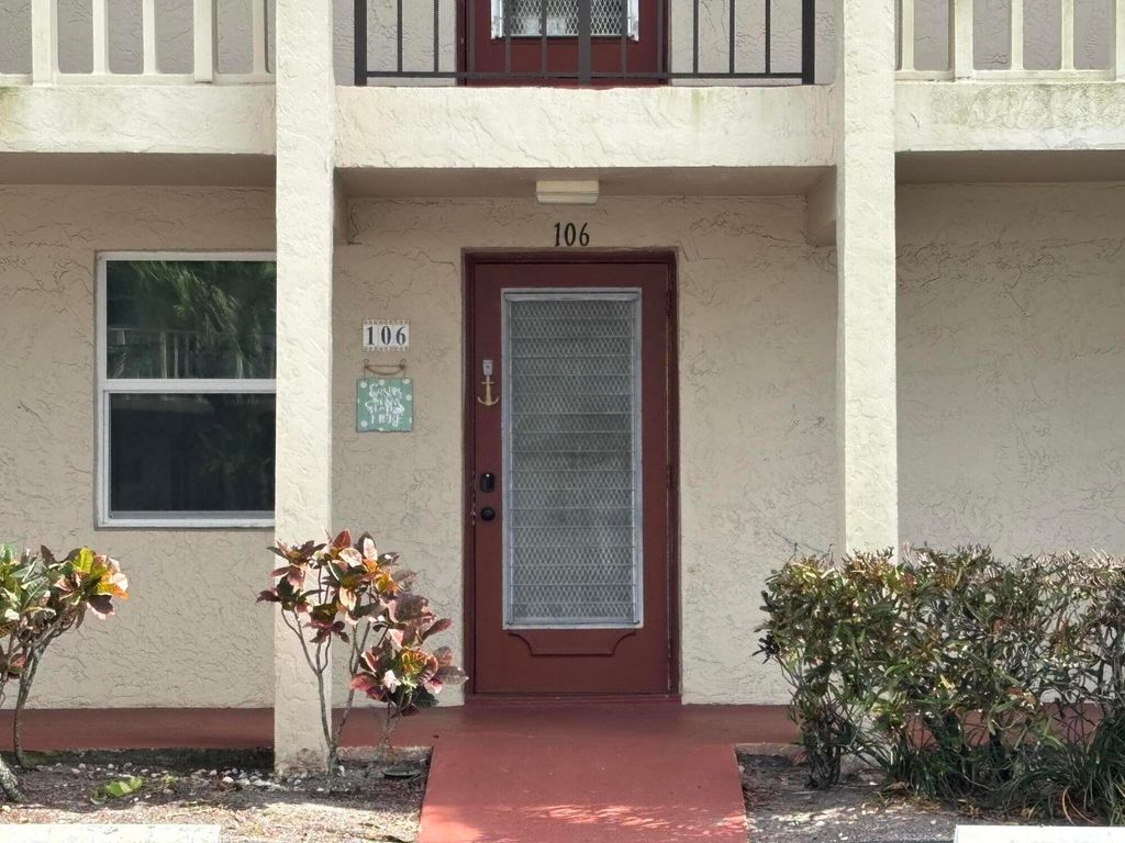 Photo of 33 Abbey Lane #106, Delray Beach, FL 33446 (MLS # B26009501)