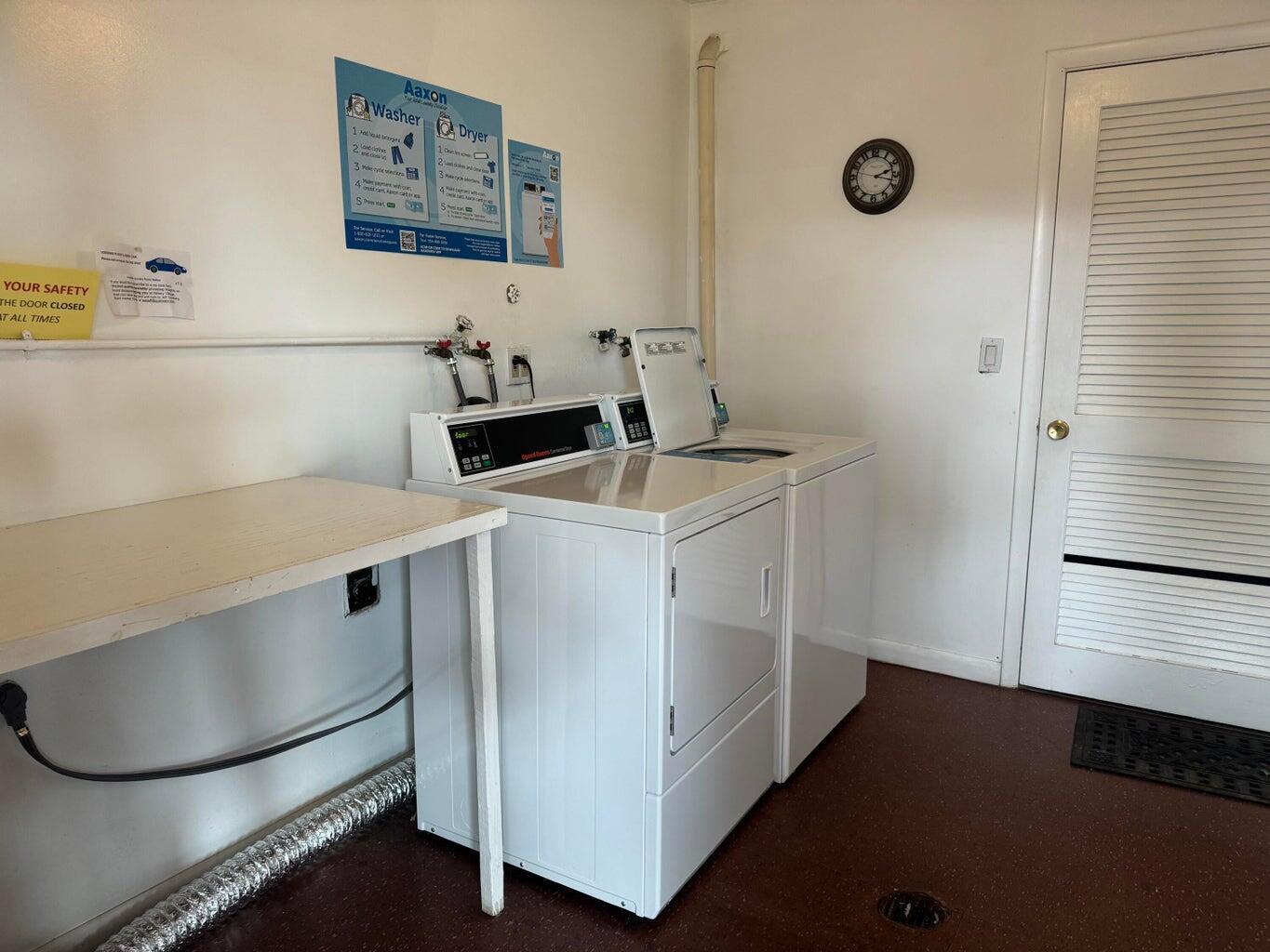 VILLAGES OF ORIOLE ABBEY CONDO - Residential