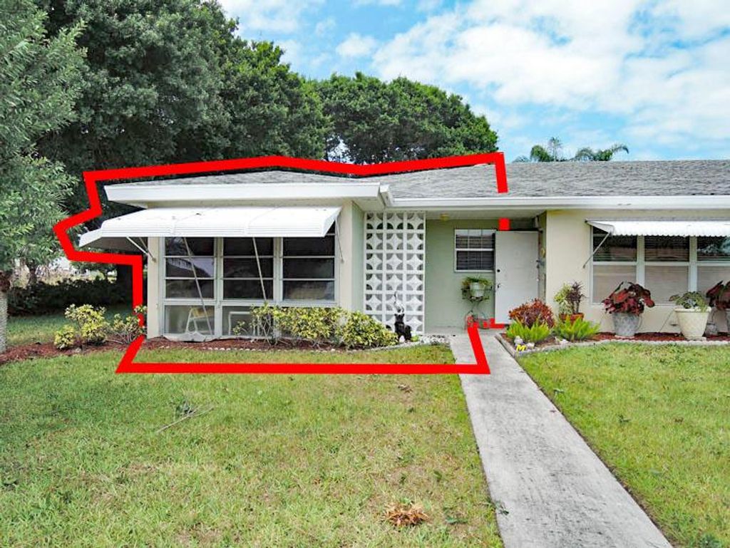 Photo of 622 Pines Knoll Drive #A, Fort Pierce, FL 34982 (MLS # R10709089)