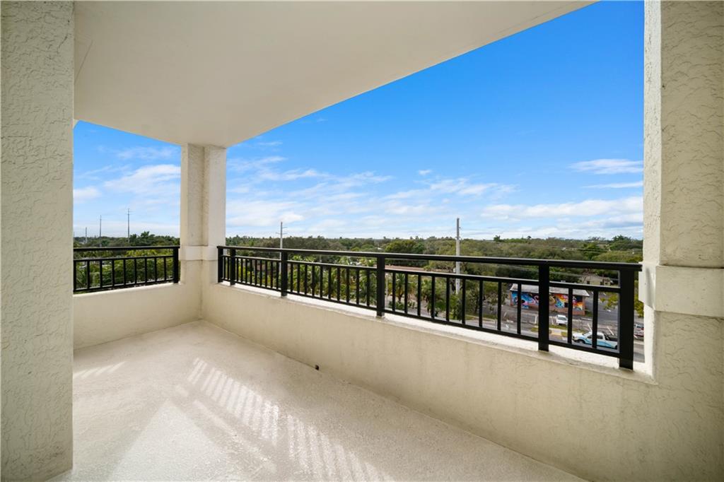 SYMPHONY CONDOMINIUM - Residential