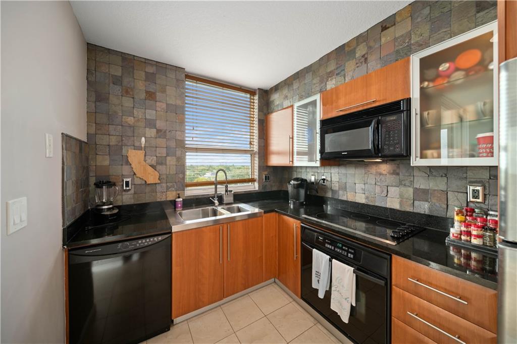 SYMPHONY CONDOMINIUM - Residential