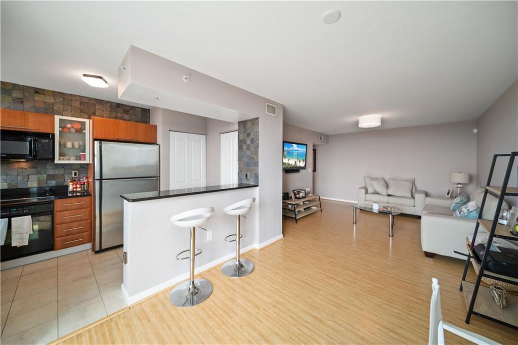 SYMPHONY CONDOMINIUM - Residential