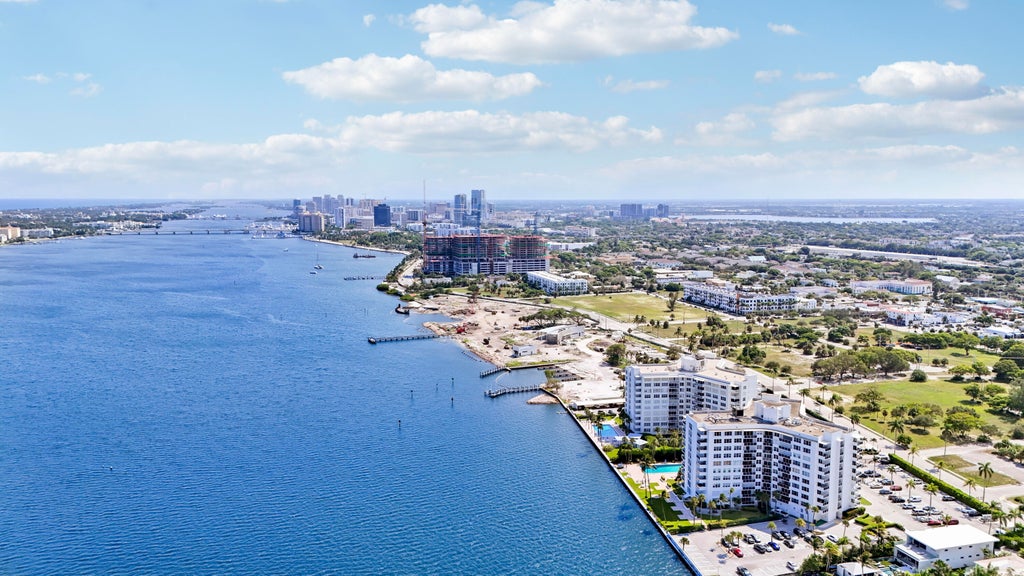 Photo of 2800 N FLAGLER Drive #815, West Palm Beach, FL 33407 (MLS # B26067360)