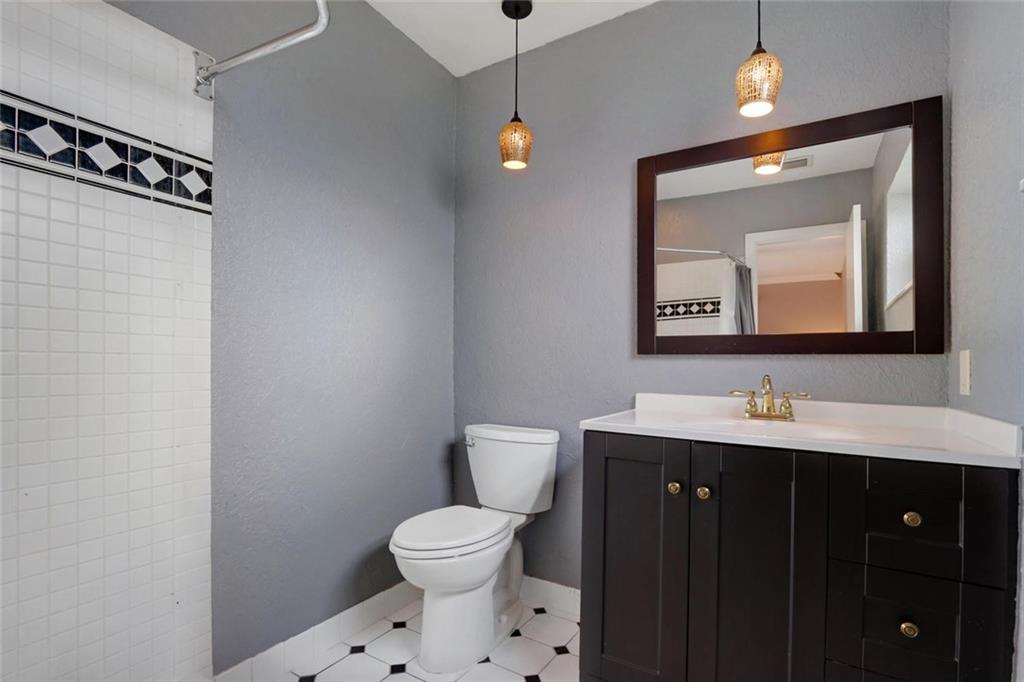 LIGHTHOUSE POINT ESTATES - Residential