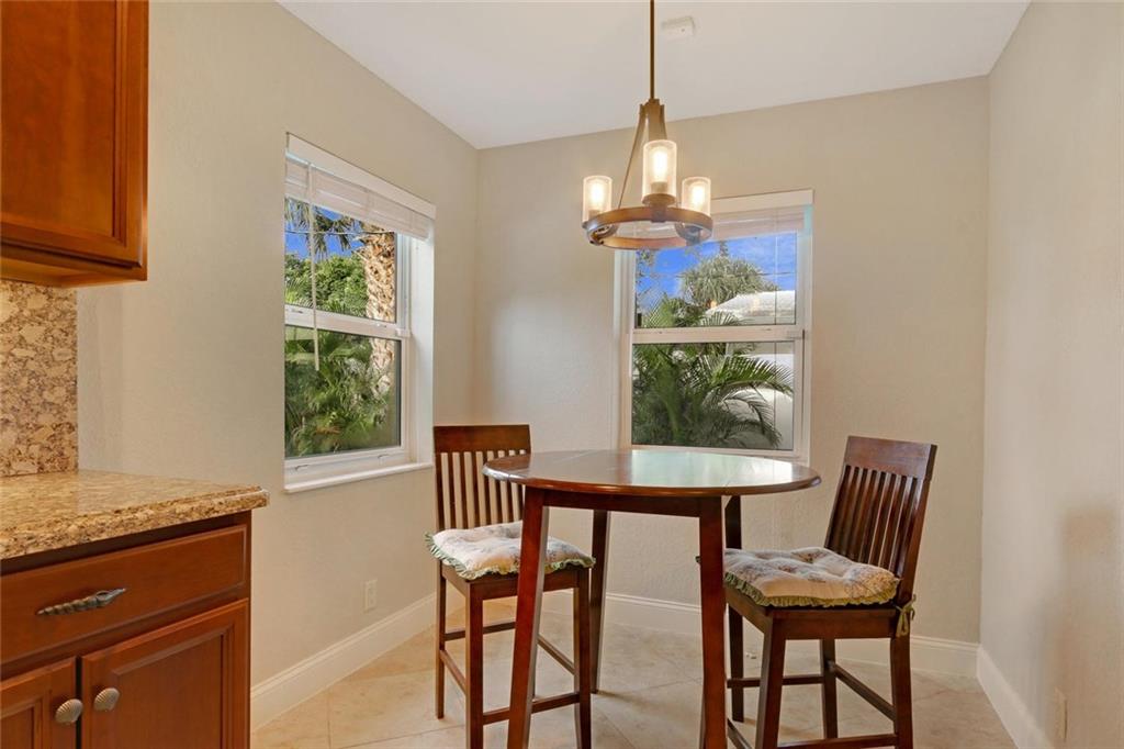 LIGHTHOUSE POINT ESTATES - Residential