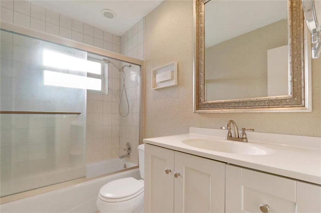LIGHTHOUSE POINT ESTATES - Residential