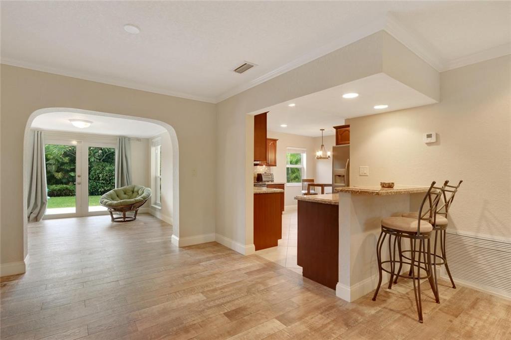 LIGHTHOUSE POINT ESTATES - Residential