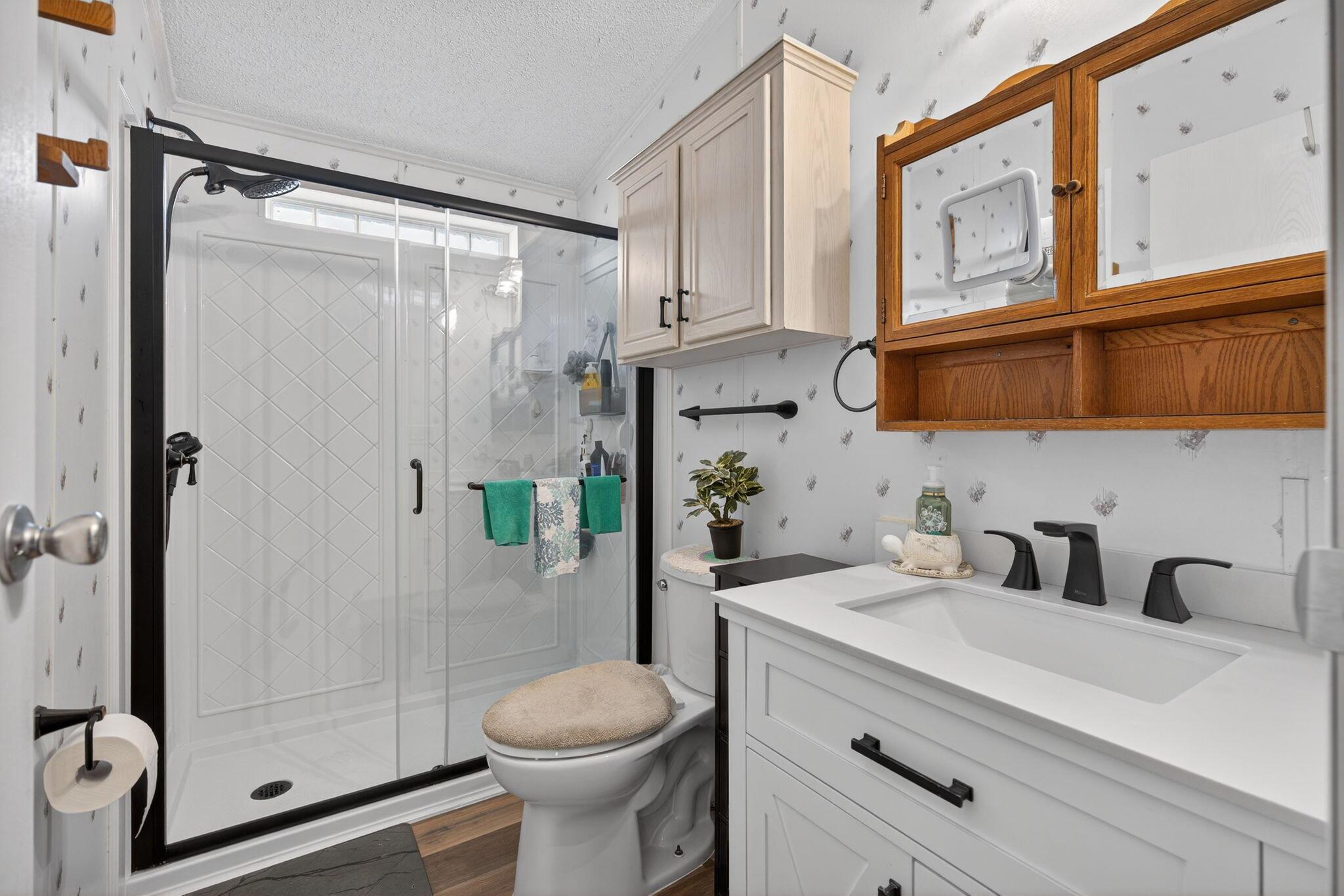 WOODBRIDGE MOBILE VILLAGE - Residential