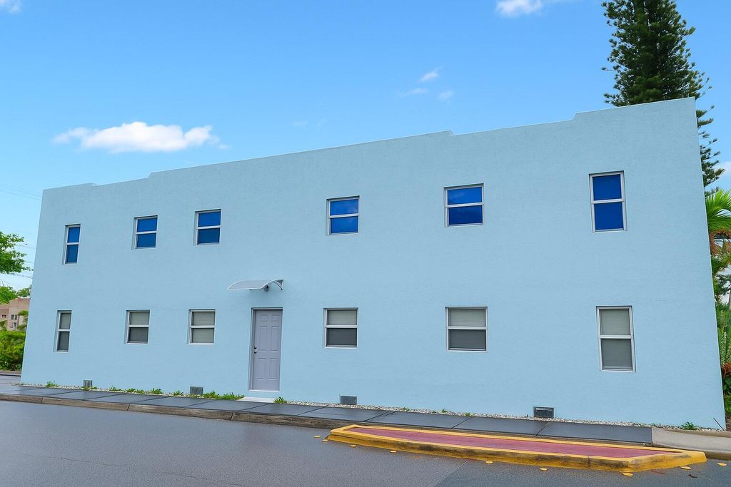 Photo of 102 S K Street #1, Lake Worth Beach, FL 33460 (MLS # R11100186)