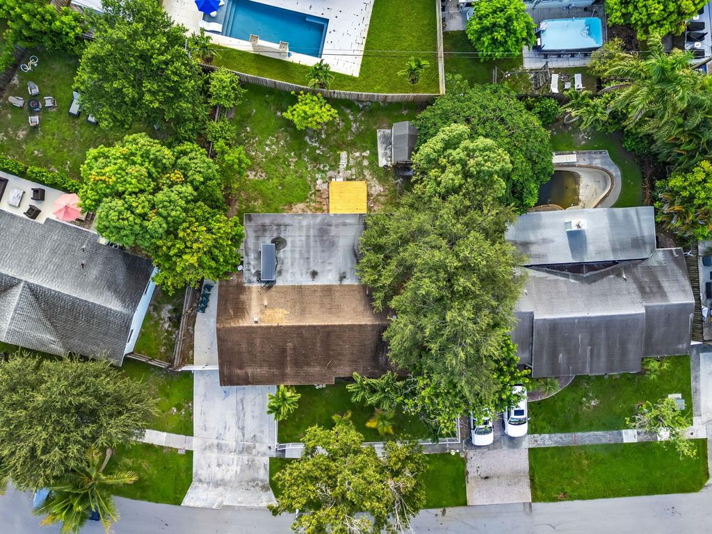 Photo of 3428 Capri Road, Palm Beach Gardens, FL 33410 (MLS # R11116015)