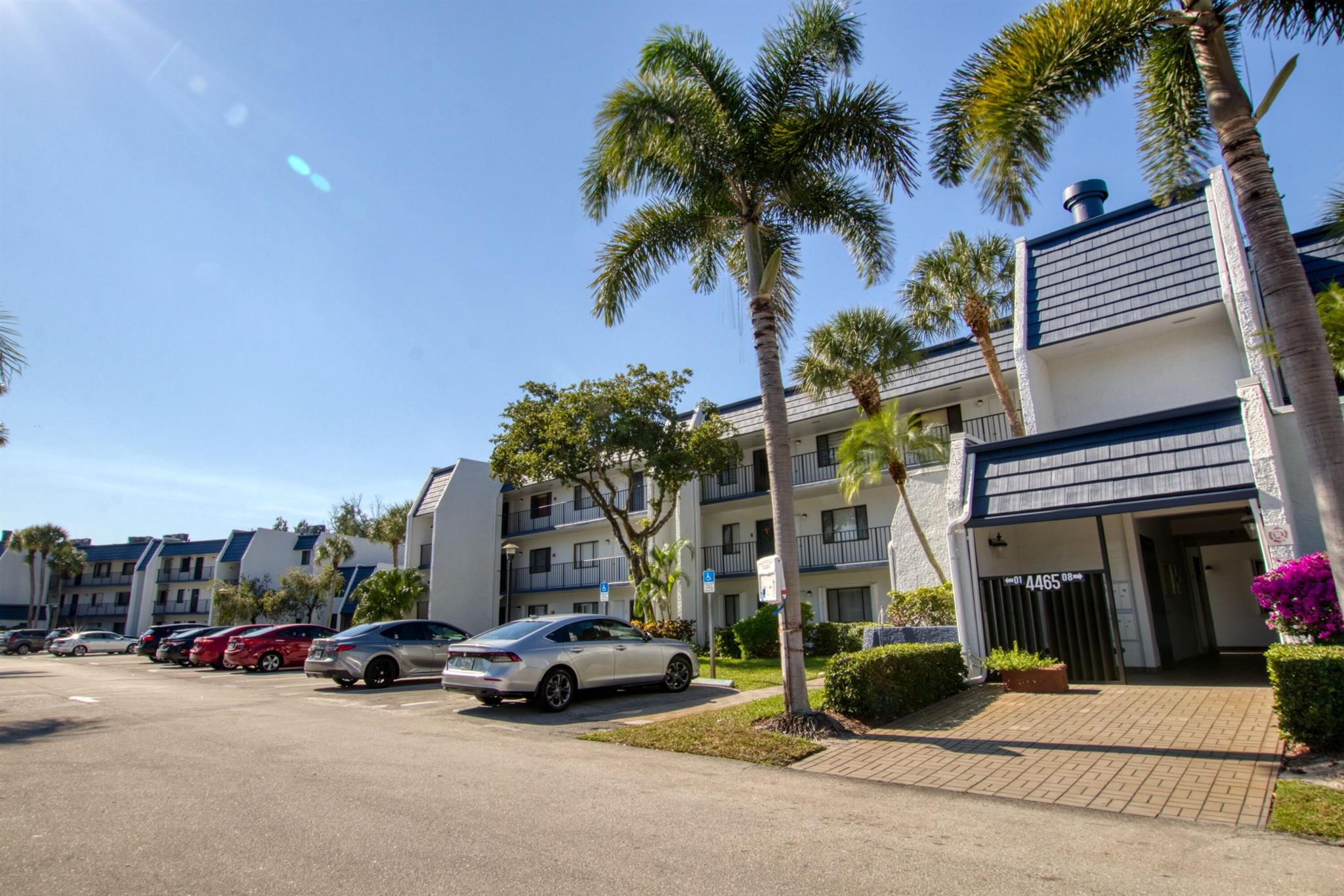 FOUNTAINS OF PALM BEACH C - Residential