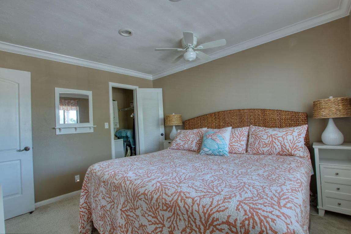 FOUNTAINS OF PALM BEACH CONDO 3 - Residential