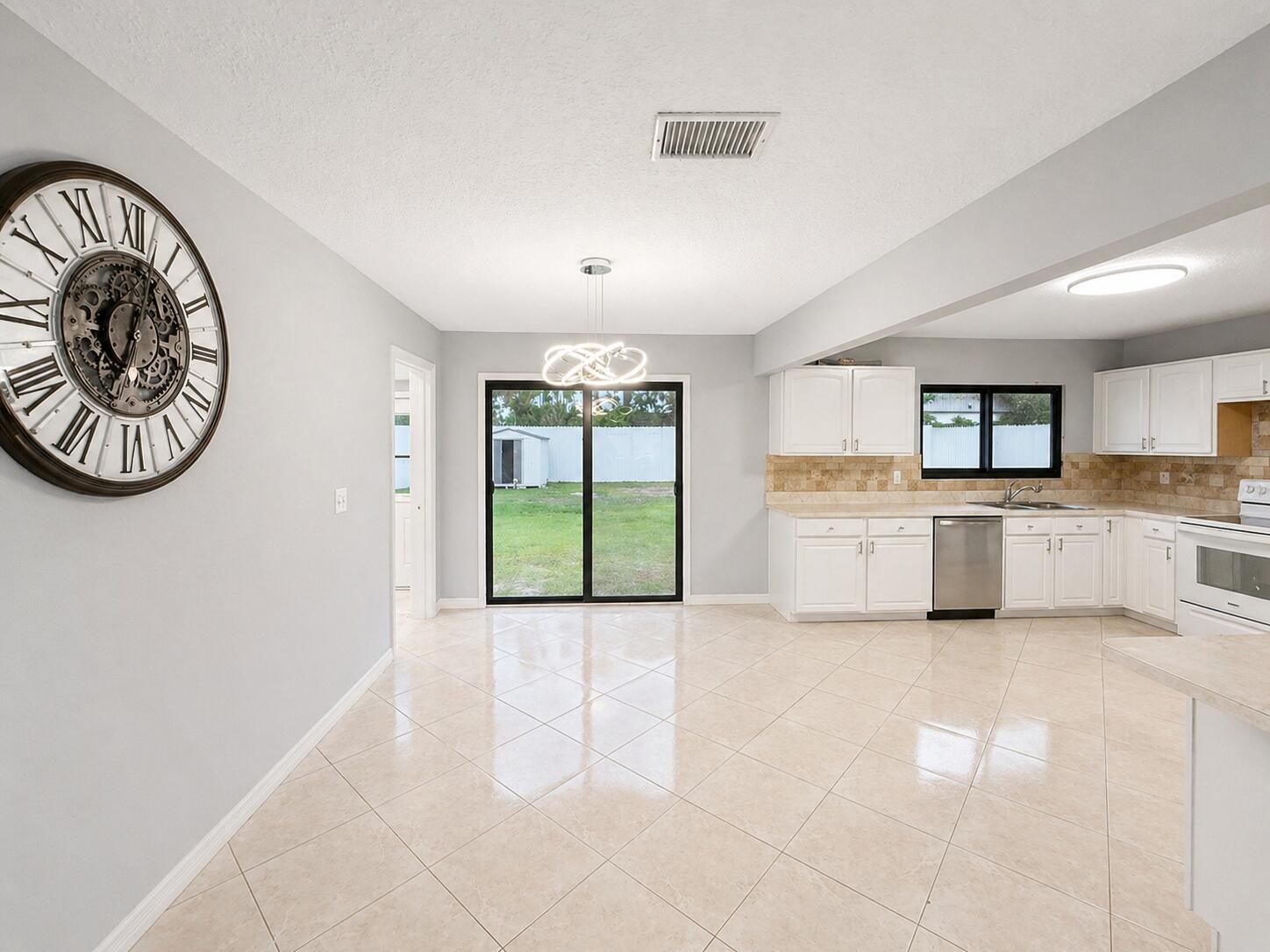 PORT ST LUCIE SECTION 18 - Residential