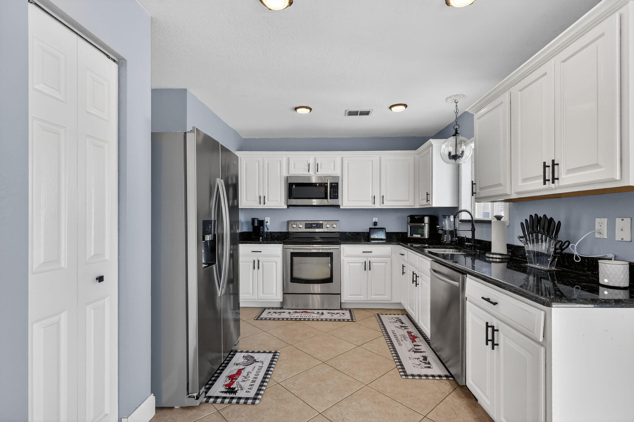 FOURTH  REPLAT OF PORTOFINO ISLES - Residential