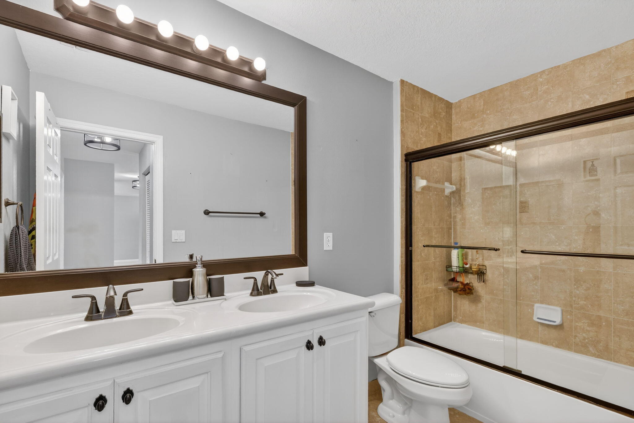 FOURTH  REPLAT OF PORTOFINO ISLES - Residential