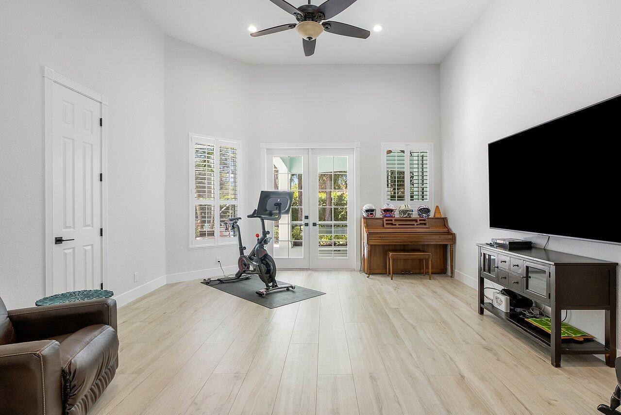 PADDOCK PARK 1 OF WELLING - Residential