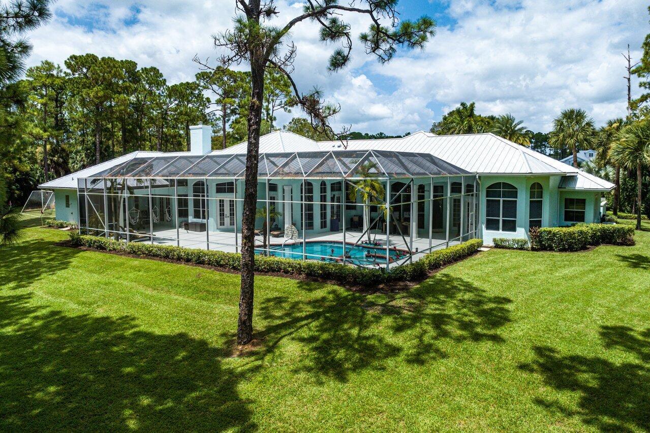 PADDOCK PARK 1 OF WELLING - Residential