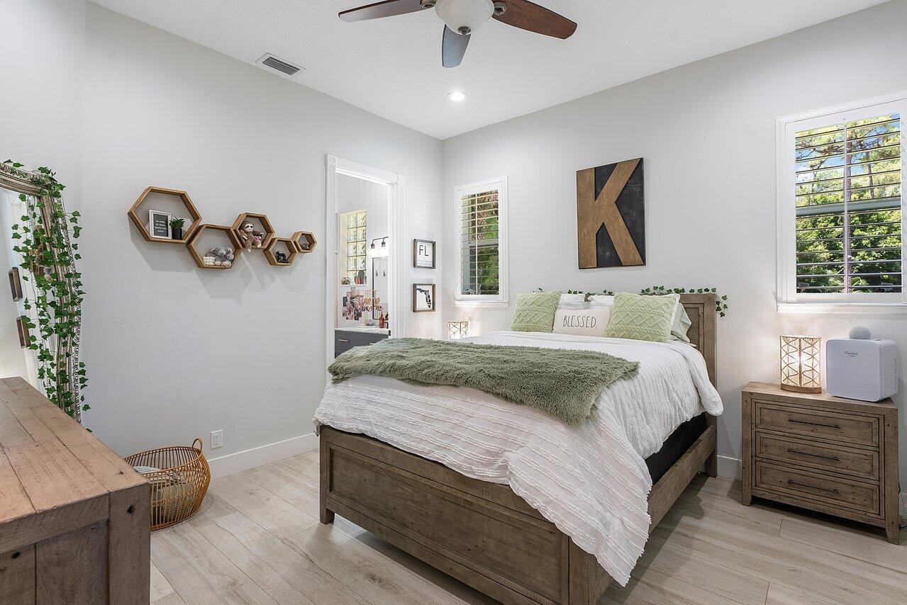 PADDOCK PARK 1 OF WELLING - Residential