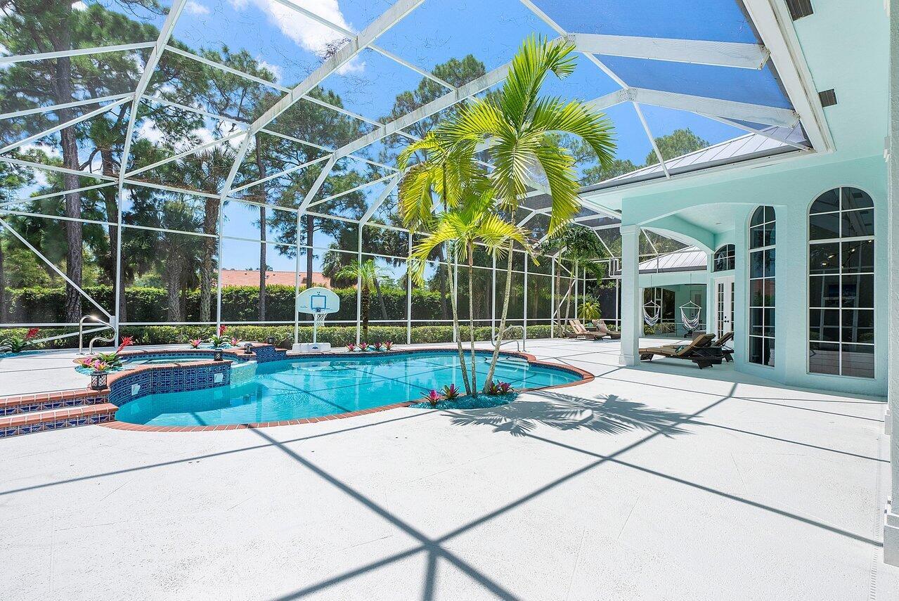 PADDOCK PARK 1 OF WELLING - Residential