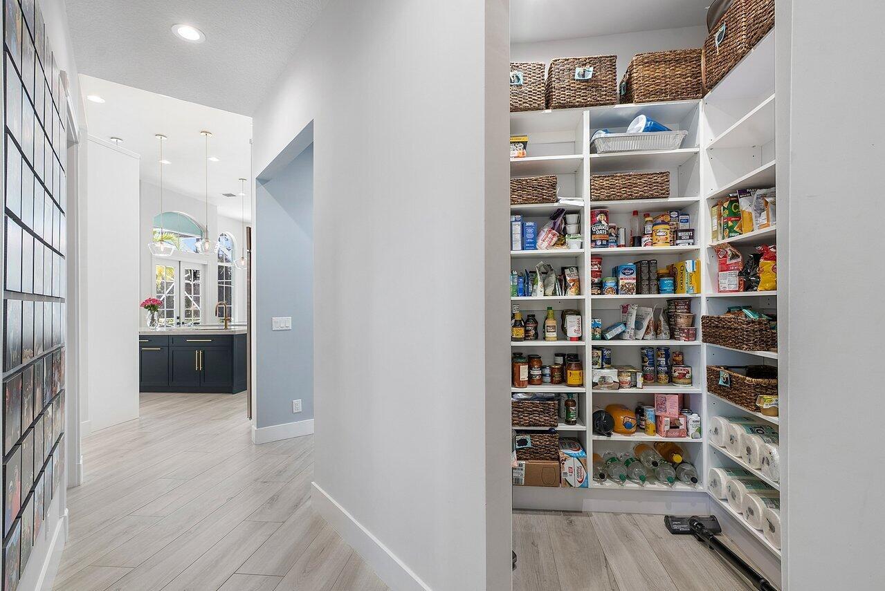 PADDOCK PARK 1 OF WELLING - Residential