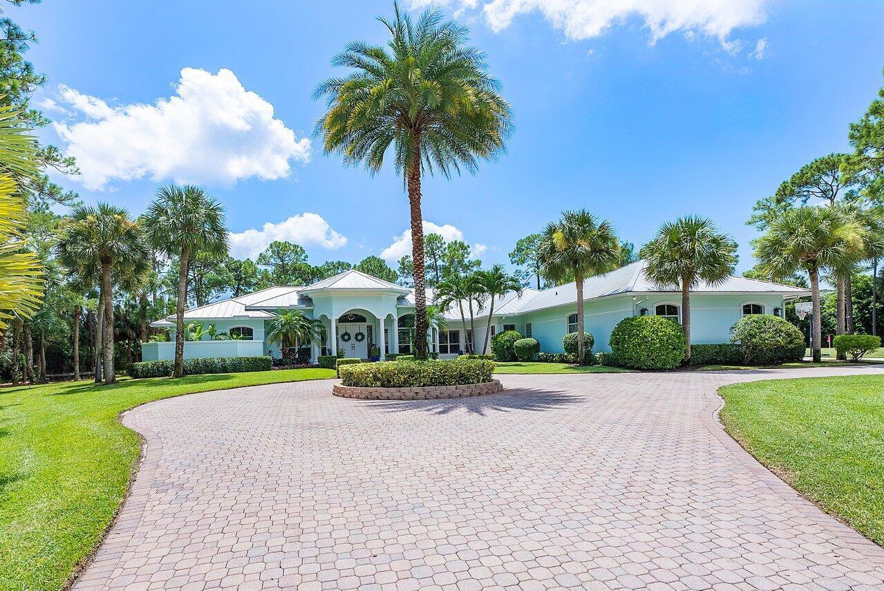 PADDOCK PARK 1 OF WELLING - Residential