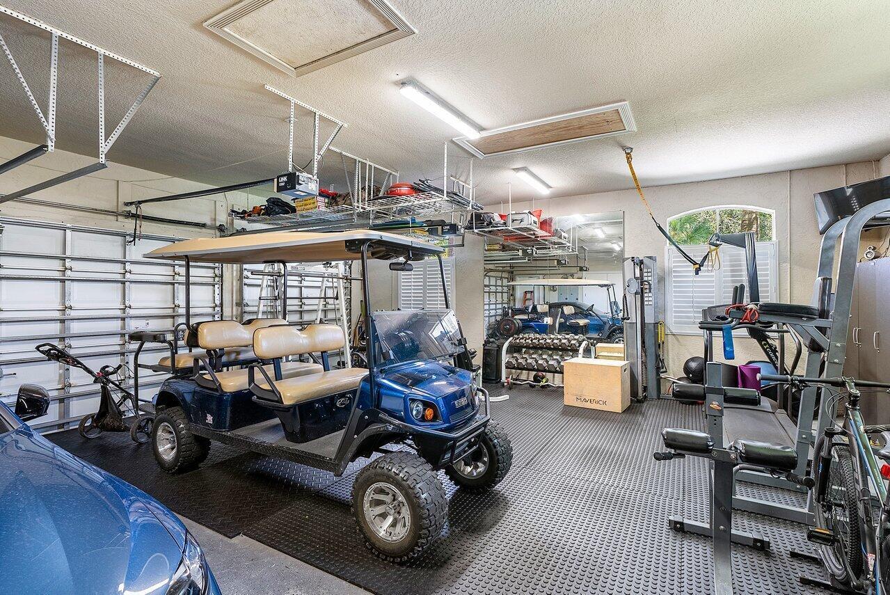 PADDOCK PARK 1 OF WELLING - Residential