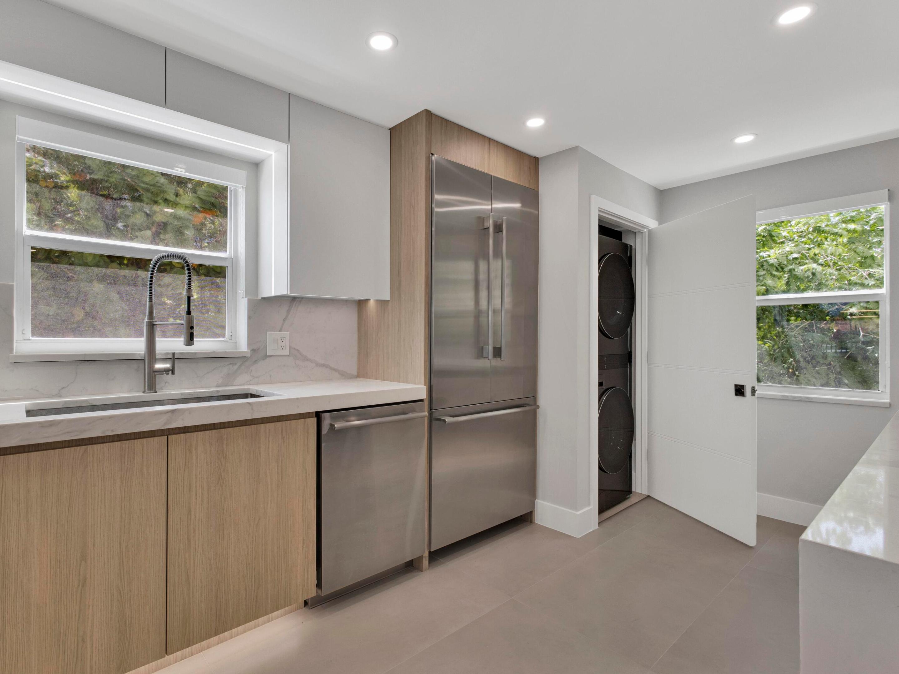 HARBOURSIDE - Residential Lease