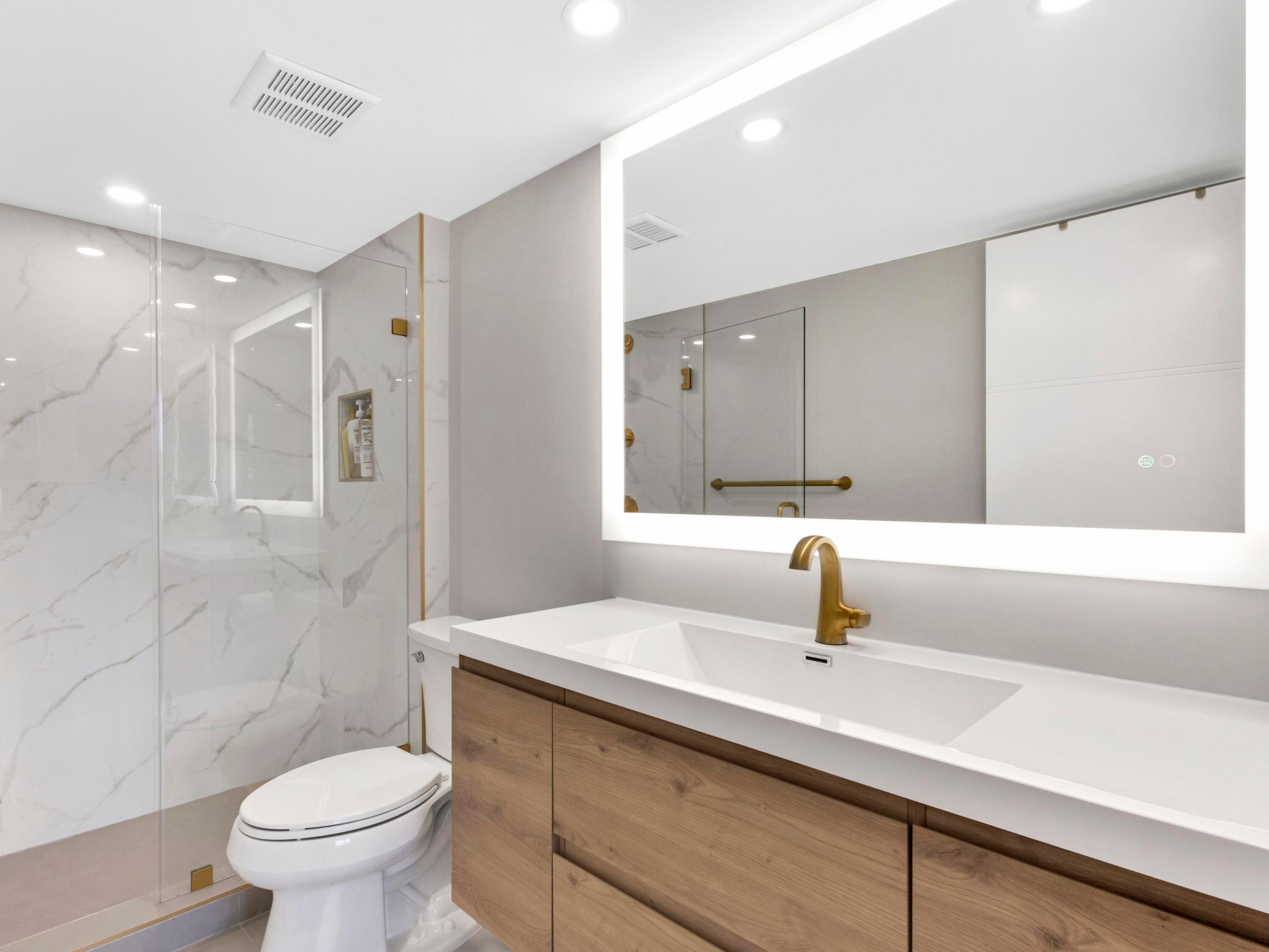 HARBOURSIDE - Residential Lease