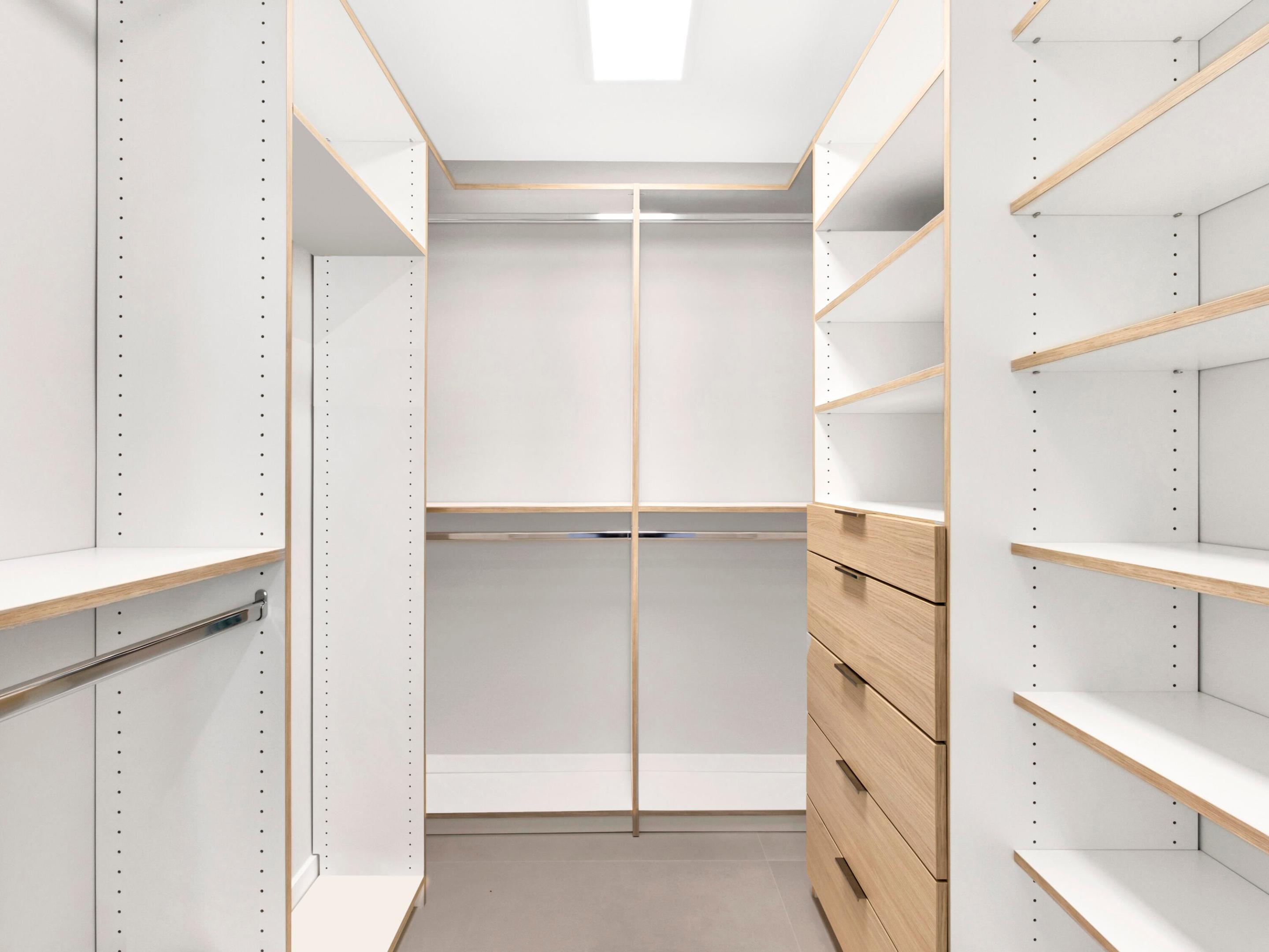 HARBOURSIDE - Residential Lease