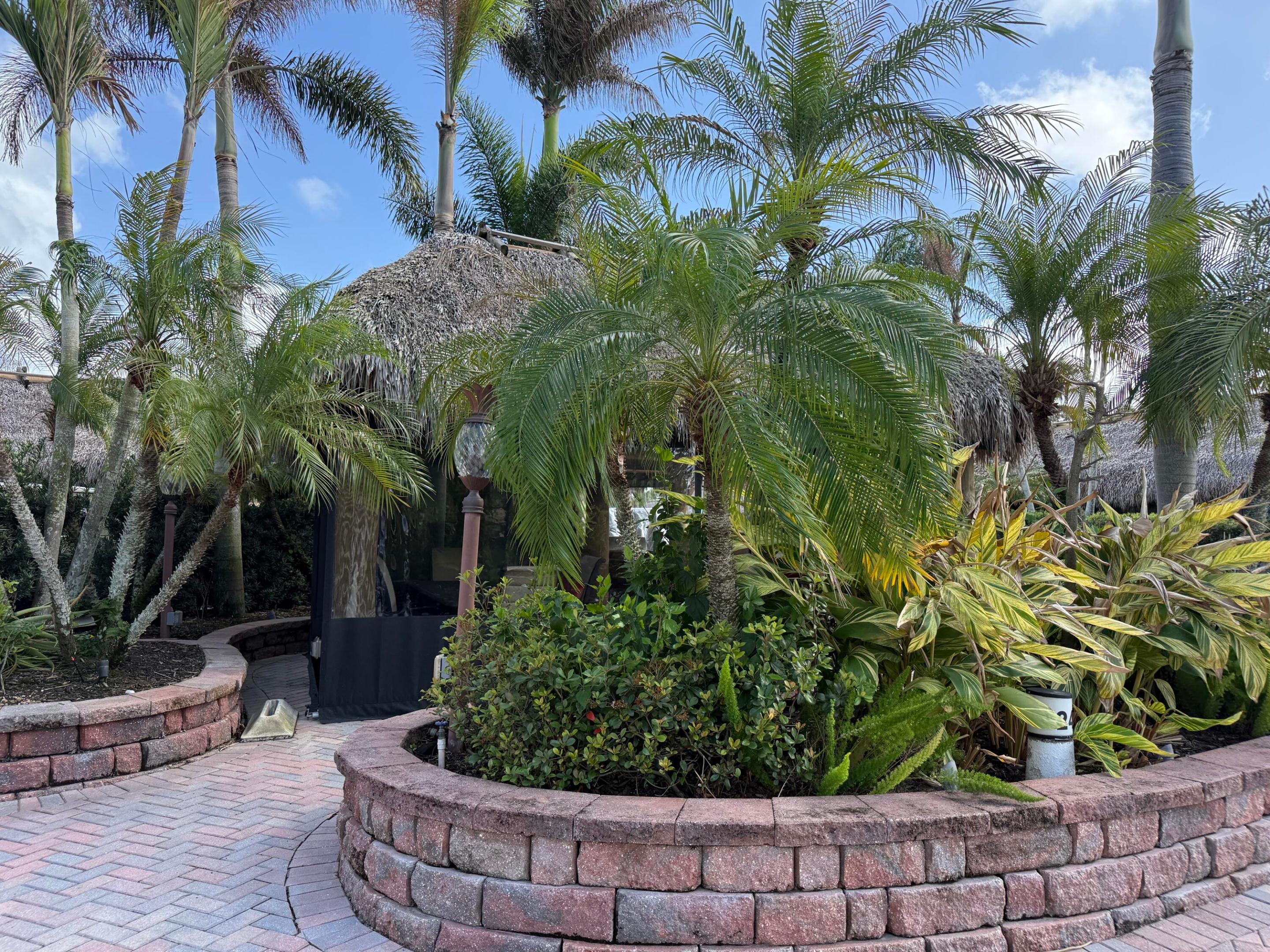 Signature Property Management - Land