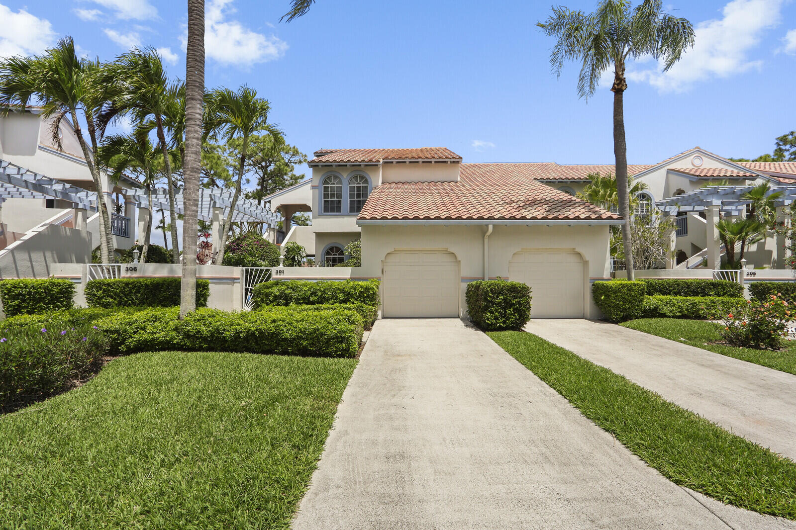 RYDER CUP VILLAS CONDO - Residential