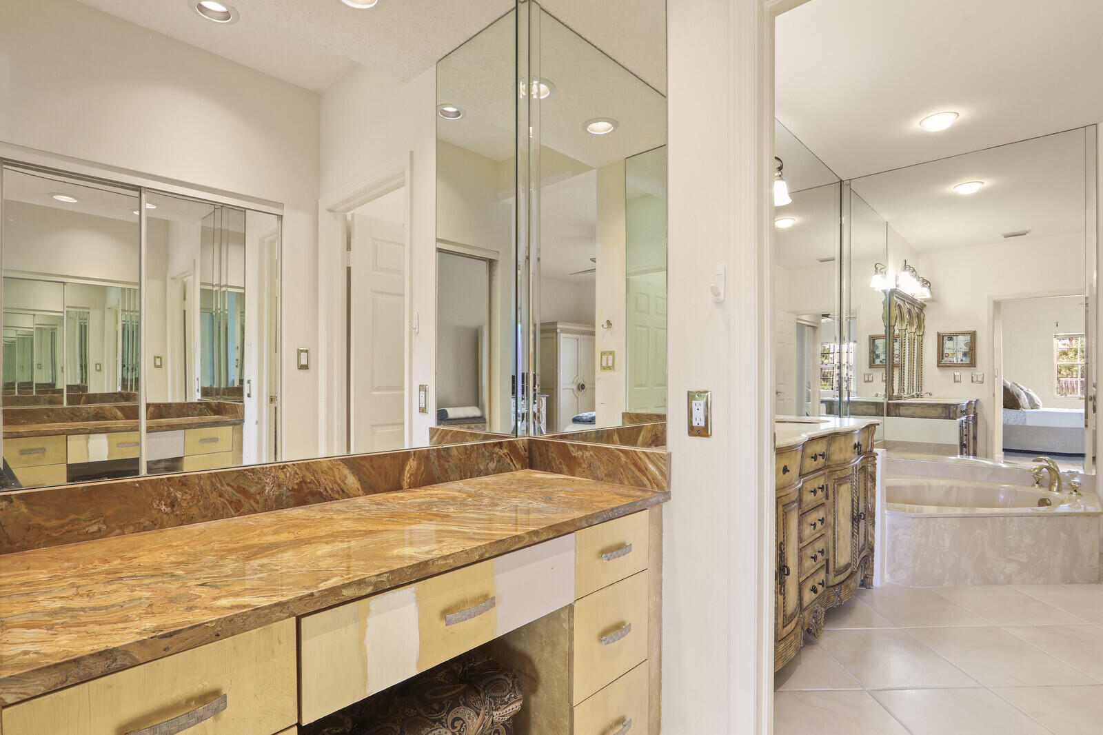 RYDER CUP VILLAS CONDO - Residential