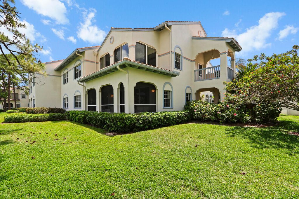 Photo of 301 S Ryder Cup Cir #301, Palm Beach Gardens, FL 33418 (MLS # B26014292)