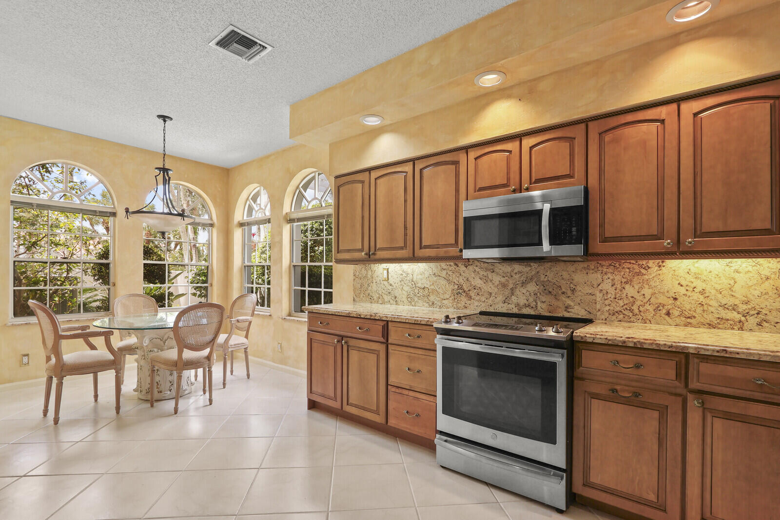 RYDER CUP VILLAS CONDO - Residential