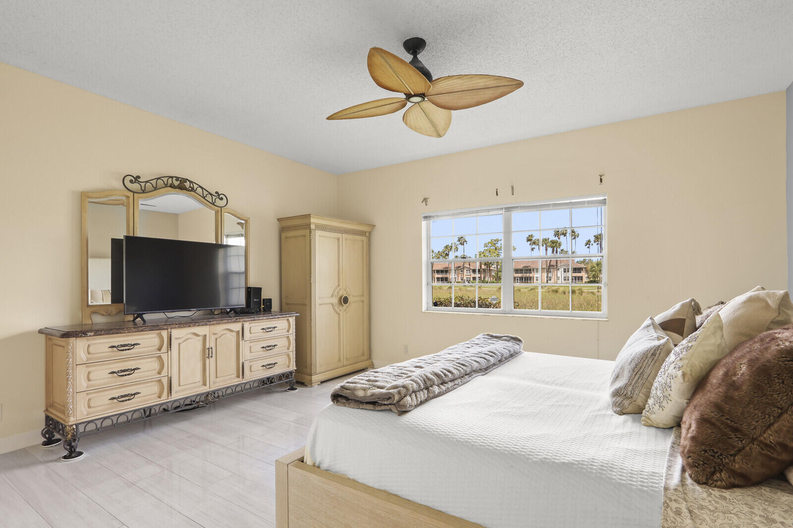 RYDER CUP VILLAS CONDO - Residential