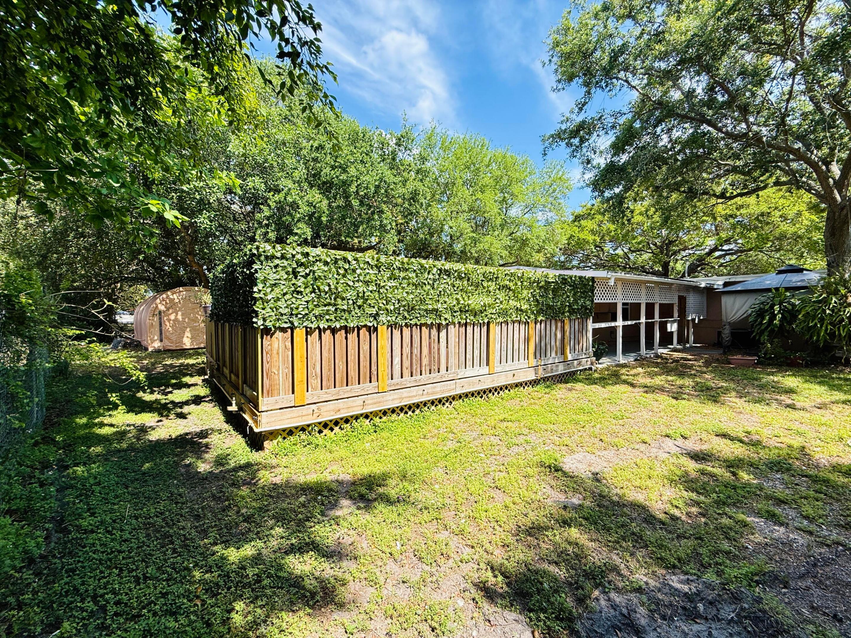 MIAMI GARDENS ESTATES SEC 3 - Residential