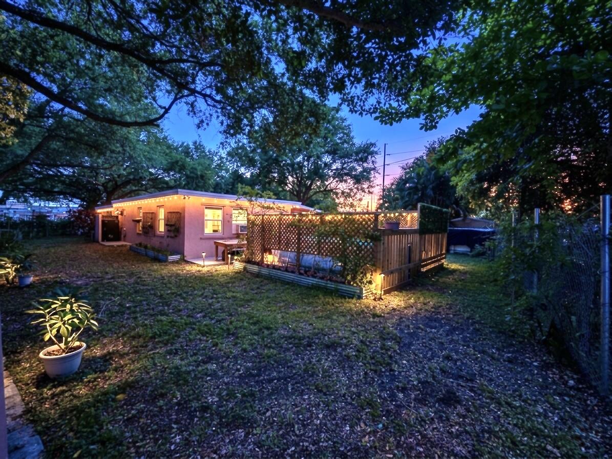 MIAMI GARDENS ESTATES SEC 3 - Residential