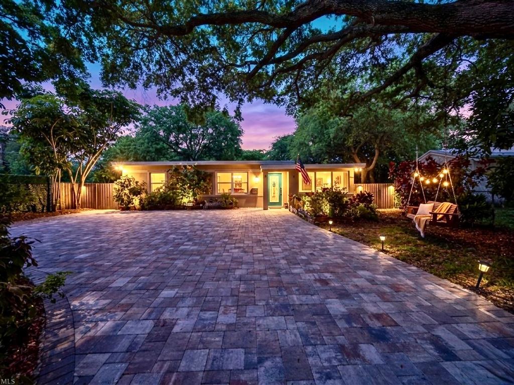 Photo of 8 Edmund Road, West Park, FL 33023 (MLS # B26008449)