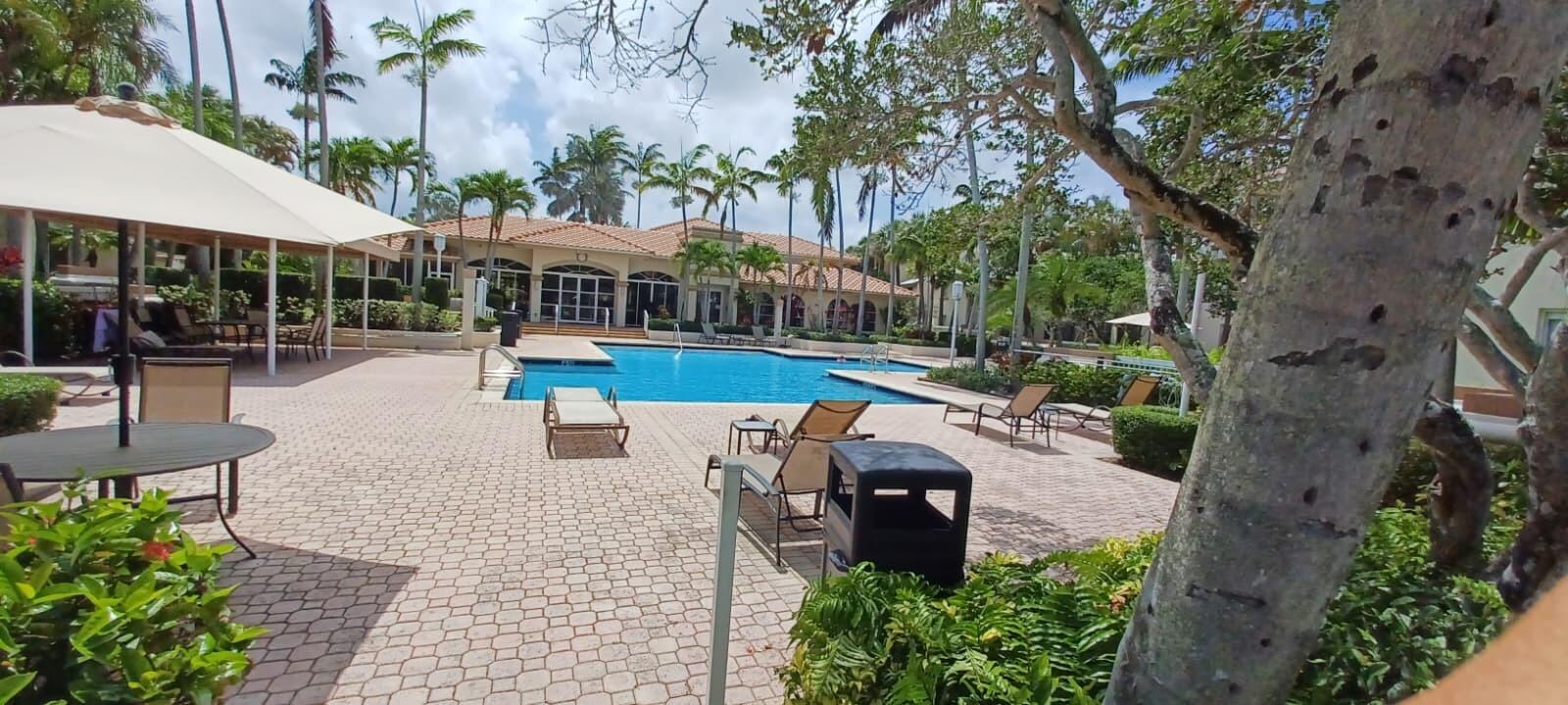 STERLING VILLAGES OF PALM BEACH LAKES CONDO - Residential Lease