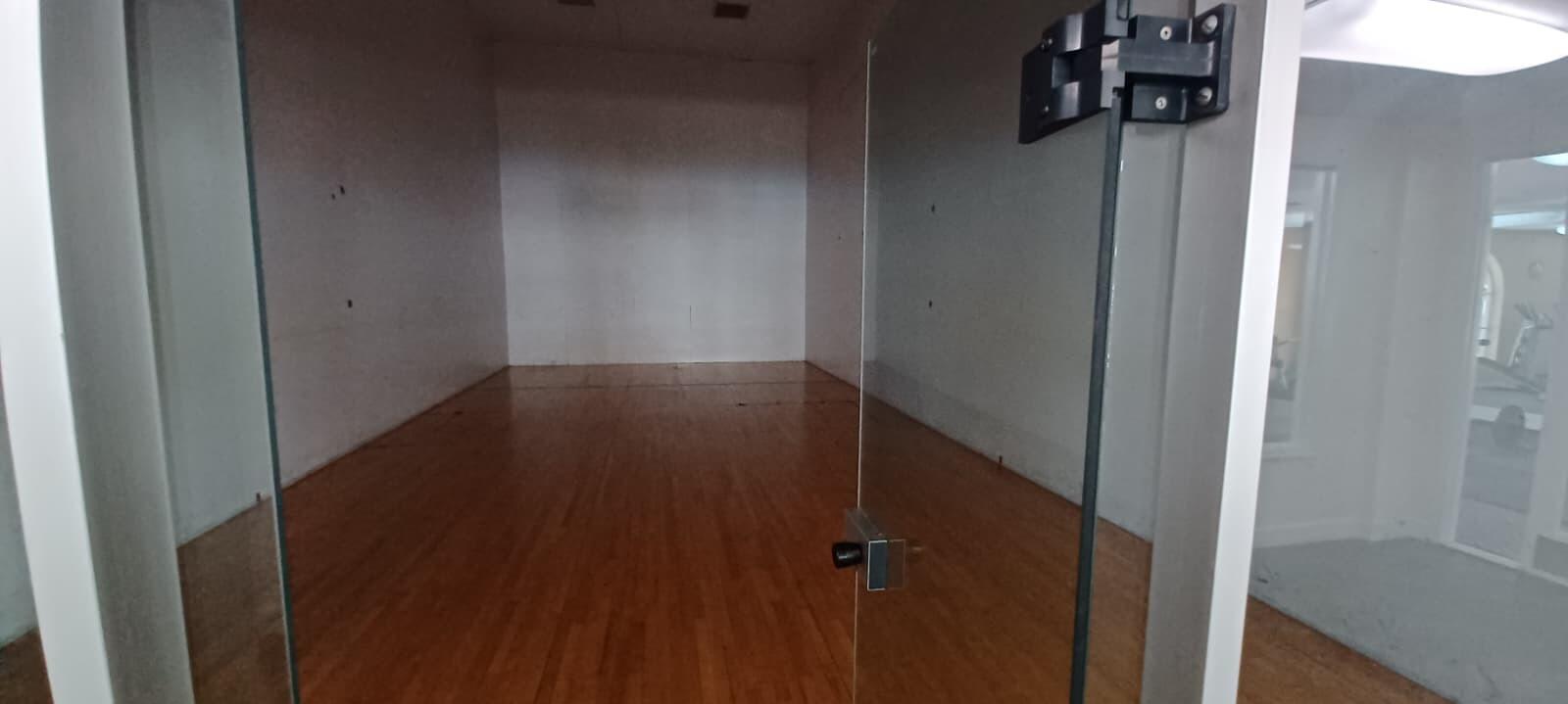 STERLING VILLAGES OF PALM BEACH LAKES CONDO - Residential Lease